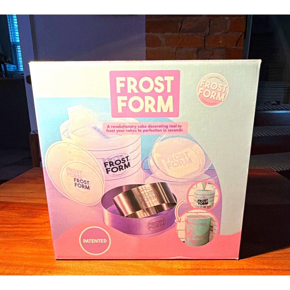 Frost Form Patented Round Cake Frosting Tool Set 8" w/ Liner, Cutter